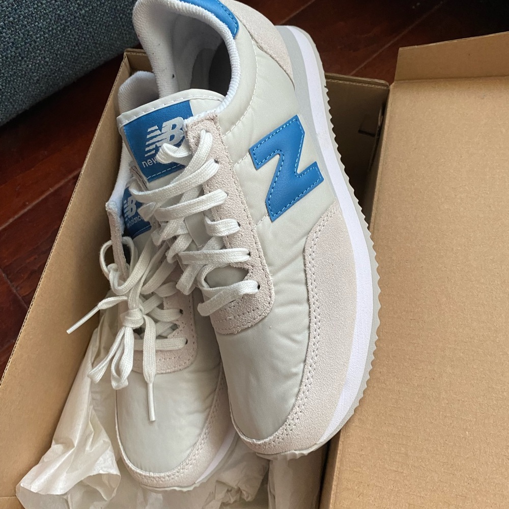 New balance 720 women sneakers
